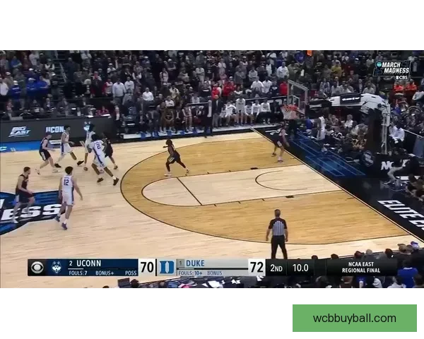 康涅狄格击败伊利诺伊晋级NCAA决赛 里德双十+马林斯贡献15分续写辉煌